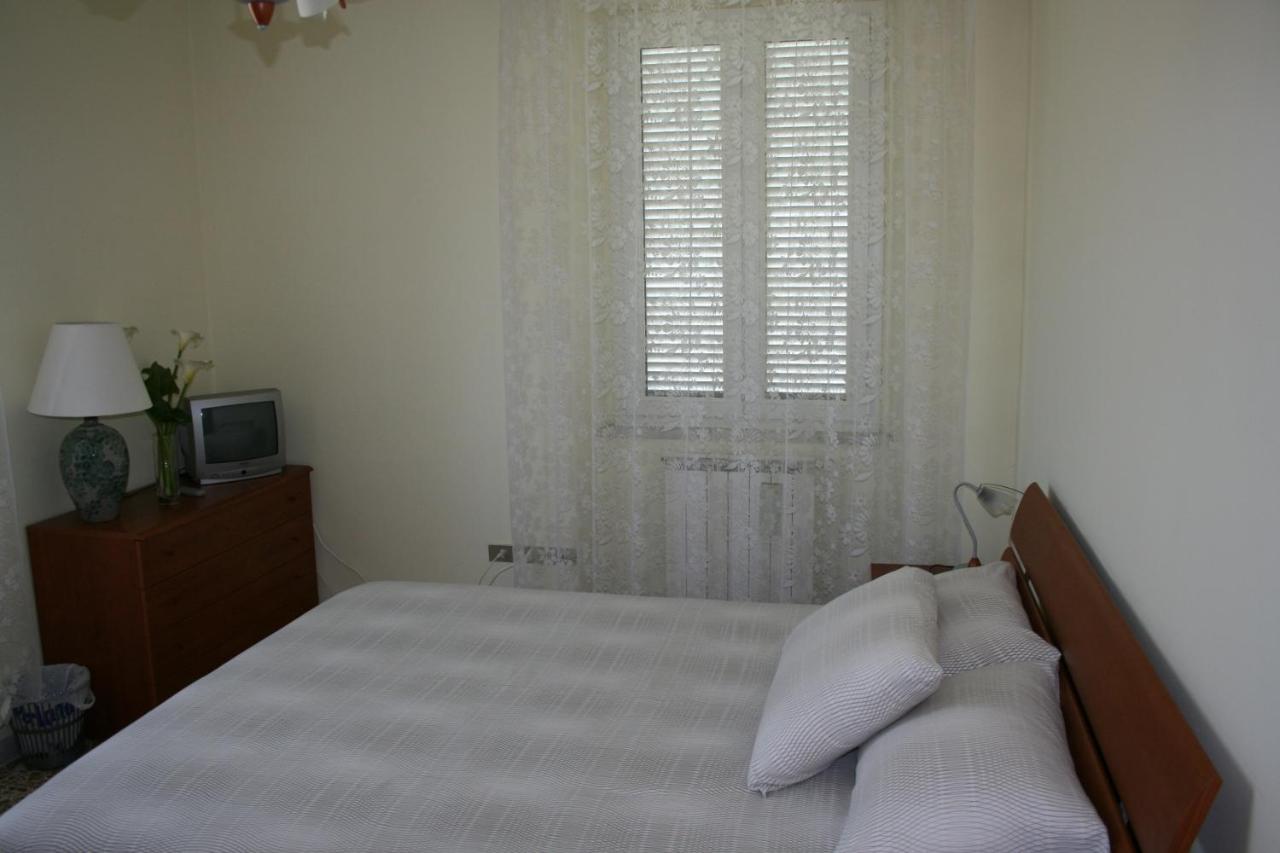 Bed And Breakfast Elisa Sonnino 외부 사진